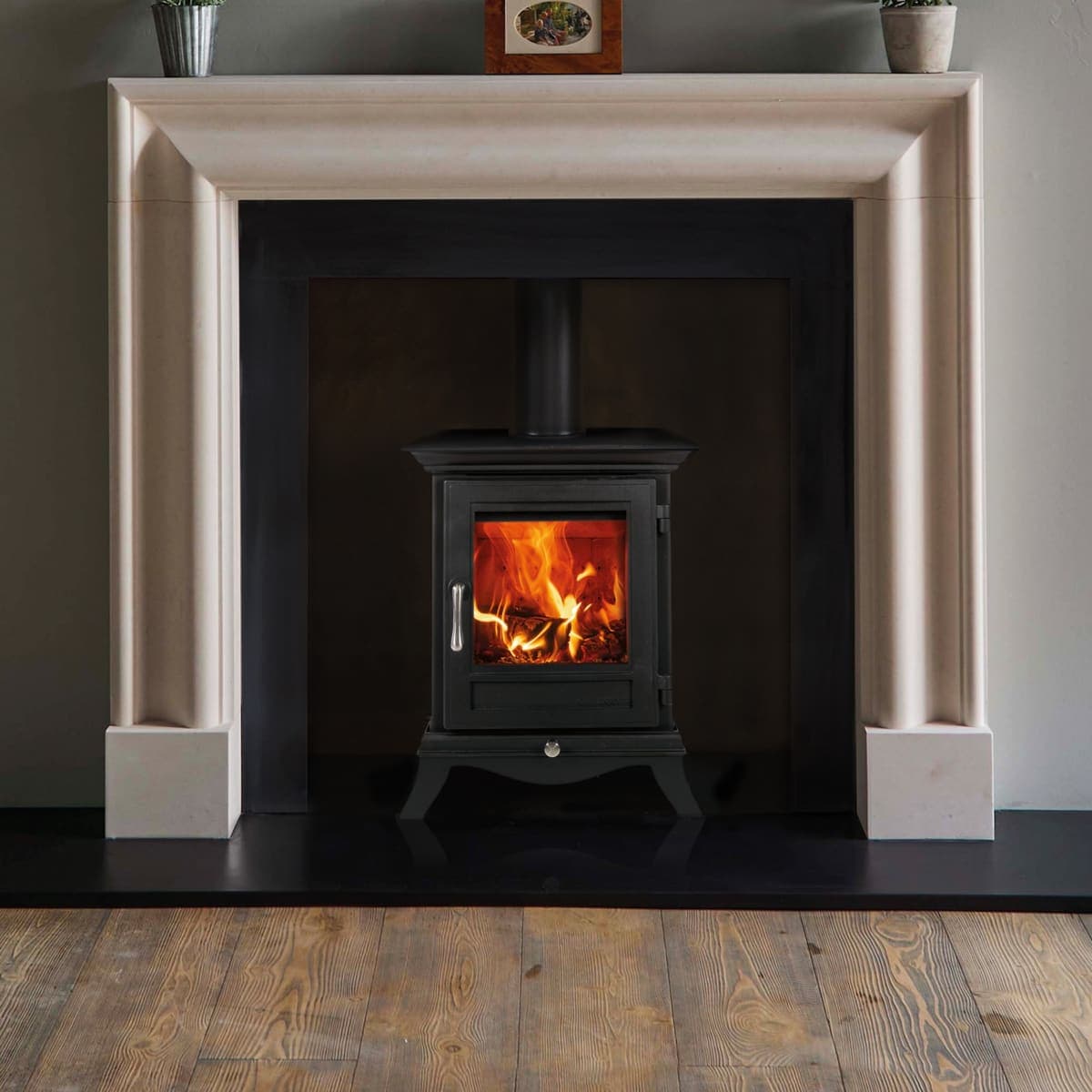 Chesneys Beaumont 4 Log Burner
