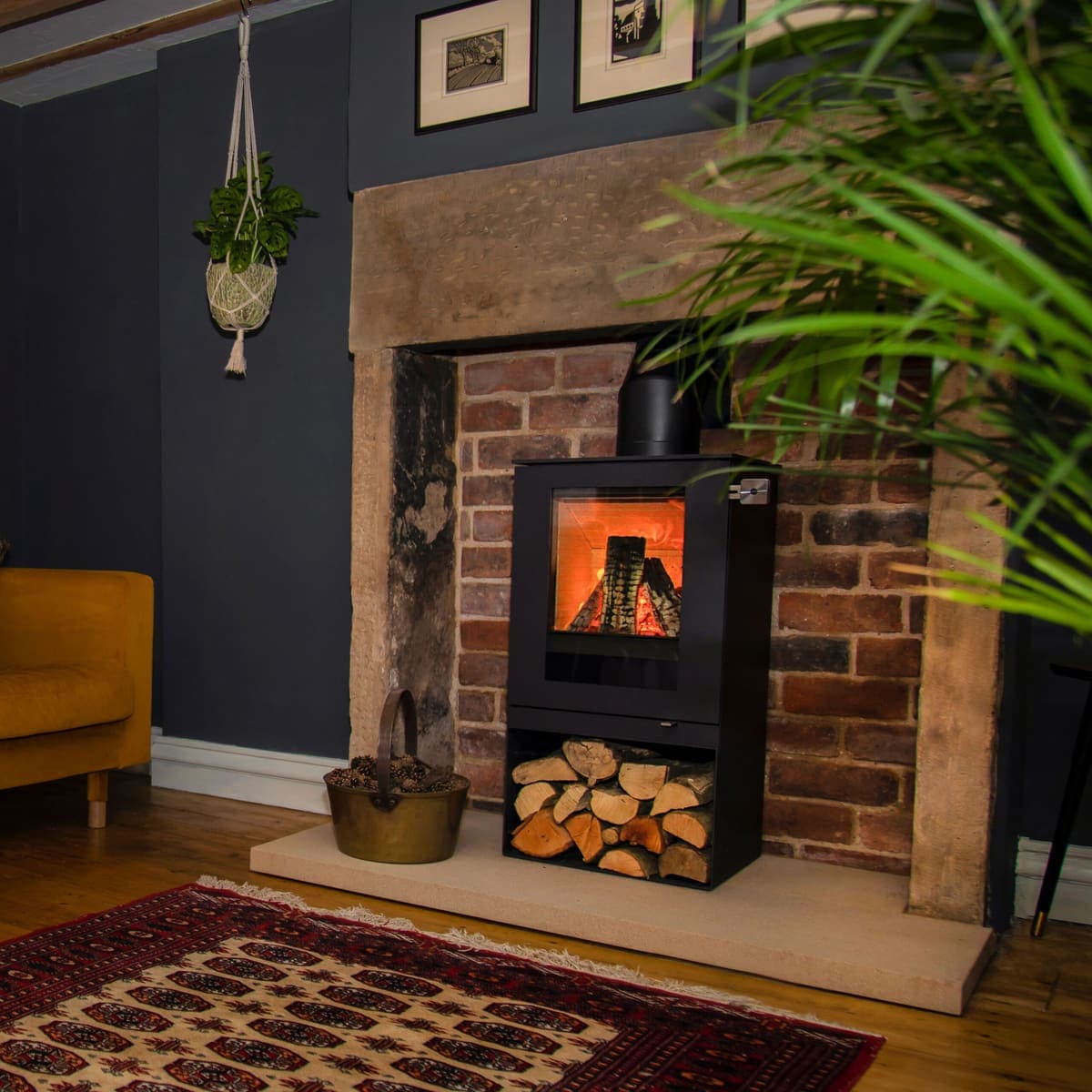 Rais Q Tee Log Burner