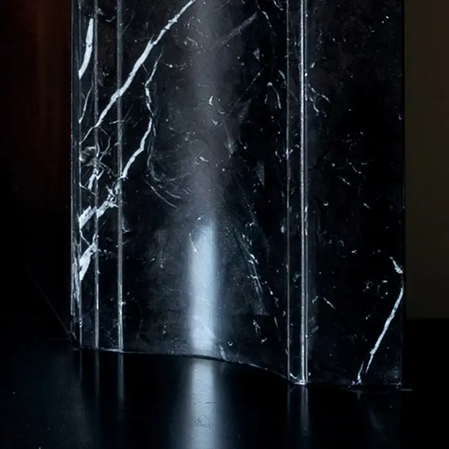 Chesneys Scarpa Standard Marble Fireplace Surround — detail